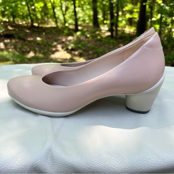 ecco Danish Design Womens Blush Leather Heels. Size 39 US 8 - Picture 5 of 8